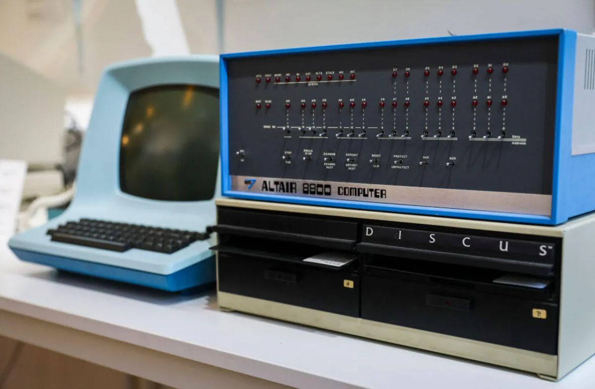 The History and Significance of the Altair 8800 in Computing